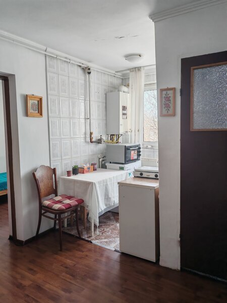 Doamna Ghica, Ziduri Intre Vii